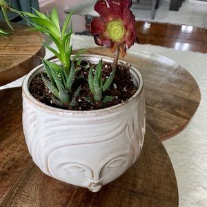 Bookmark my closet! ❤️